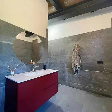 Blackhouse Piscina Climatizada De Mayo A Octubre * 폰테베드라