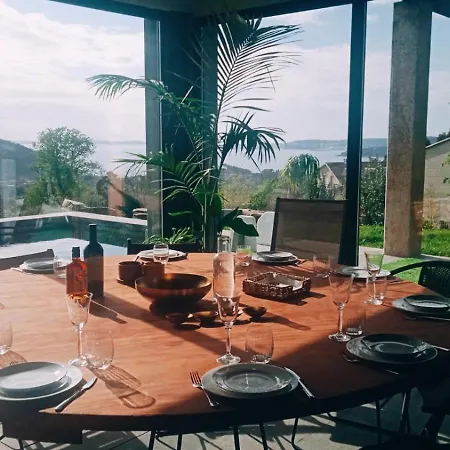 빌라 Blackhouse Piscina Climatizada De Mayo A Octubre 폰테베드라
