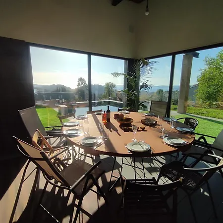 빌라 Blackhouse Piscina Climatizada De Mayo A Octubre 폰테베드라