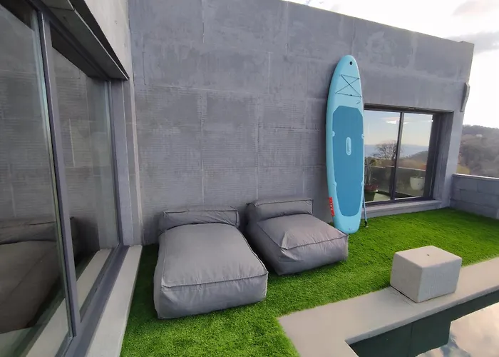 Black House Piscina Climatizada ヴィラ *