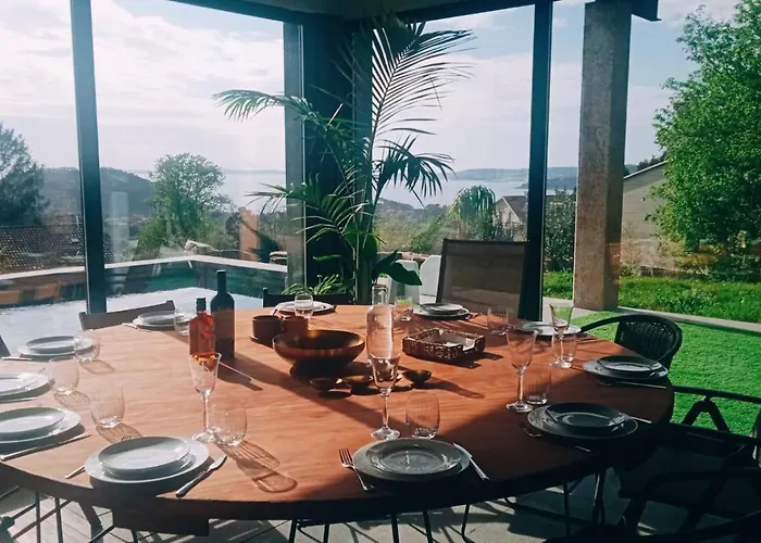 Villa Black House Piscina Climatizada Pontevedra